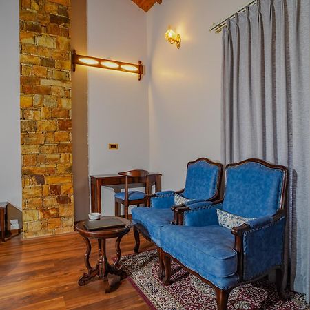 Neelesh Inn- A Luxury Lake View Hotel- 20 Kms From Nainital Bhimtal Luaran gambar