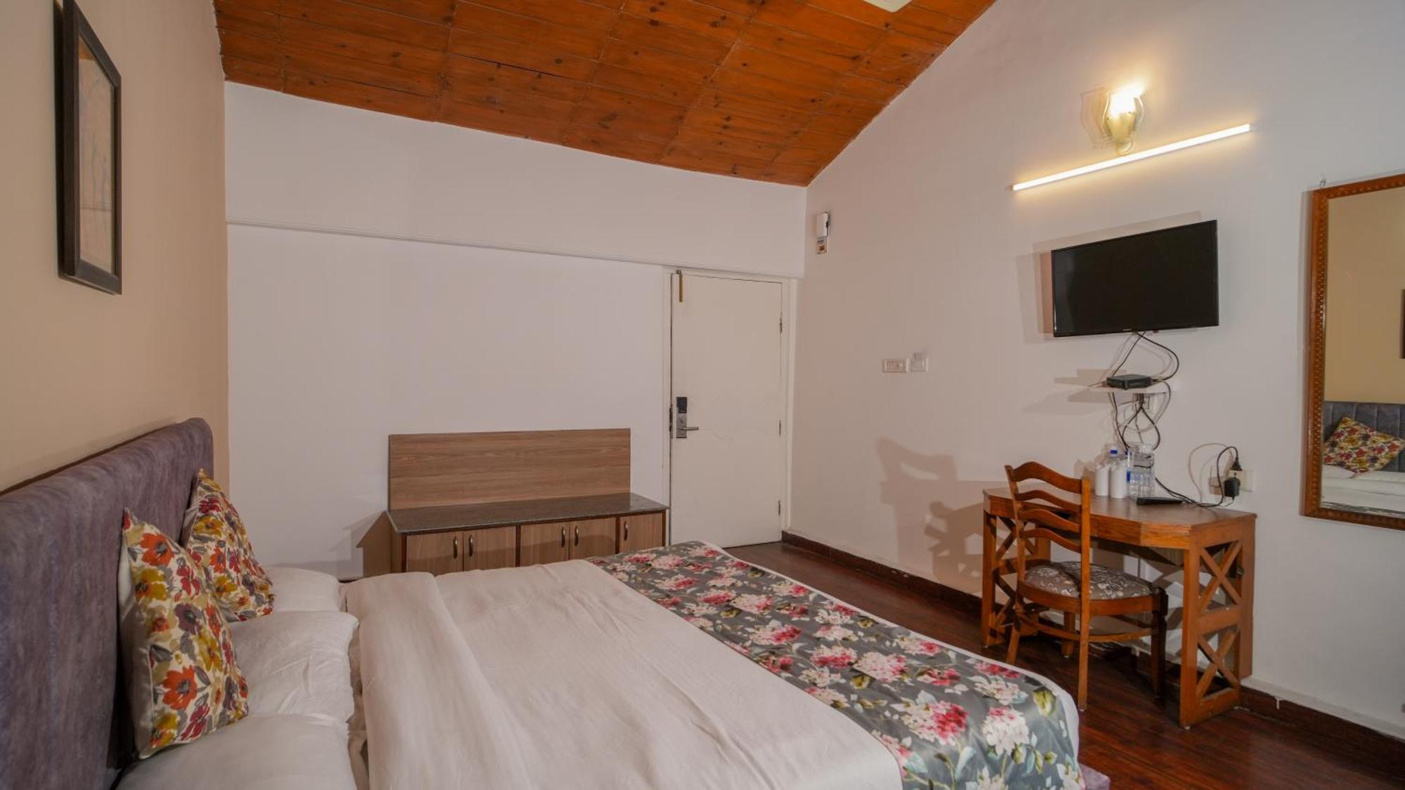 Neelesh Inn- A Luxury Lake View Hotel- 20 Kms From Nainital Bhimtal Luaran gambar
