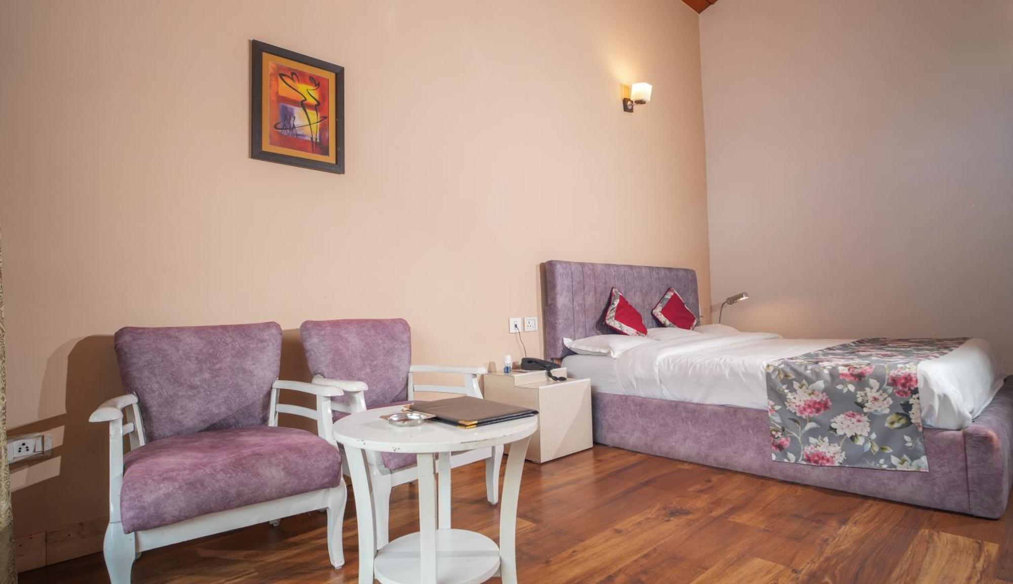 Neelesh Inn- A Luxury Lake View Hotel- 20 Kms From Nainital Bhimtal Luaran gambar
