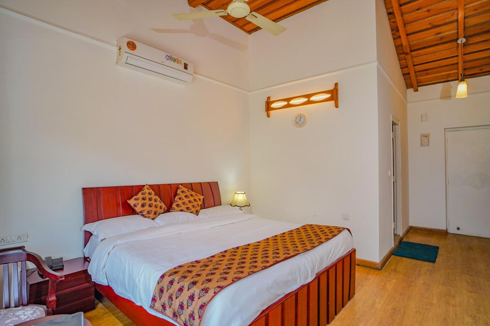 Neelesh Inn- A Luxury Lake View Hotel- 20 Kms From Nainital Bhimtal Luaran gambar