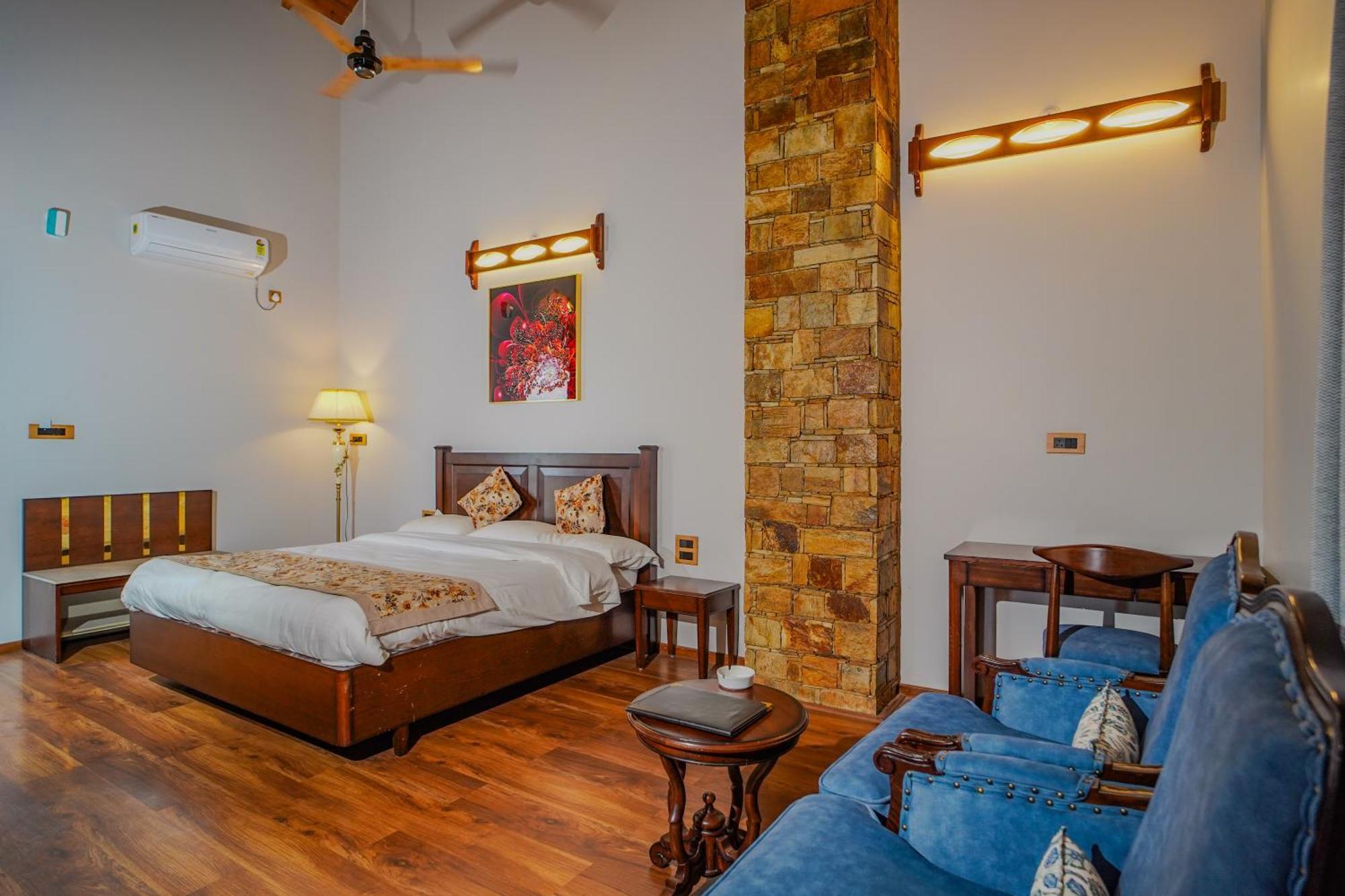 Neelesh Inn- A Luxury Lake View Hotel- 20 Kms From Nainital Bhimtal Luaran gambar