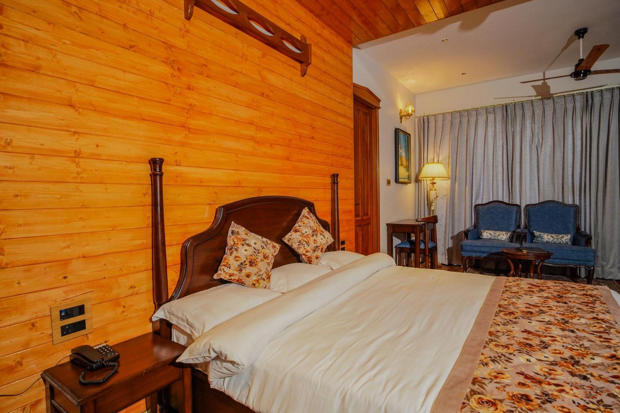 Neelesh Inn- A Luxury Lake View Hotel- 20 Kms From Nainital Bhimtal Luaran gambar